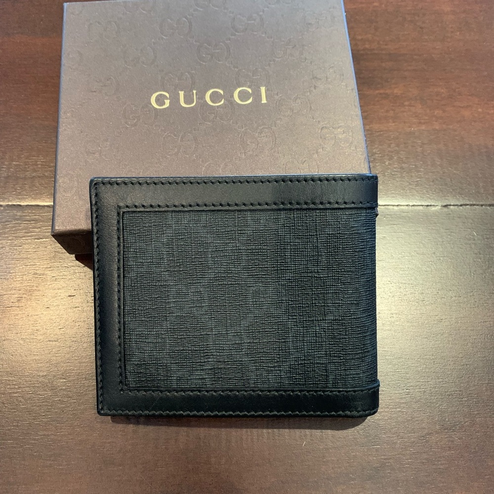 Mens Gucci Wallet